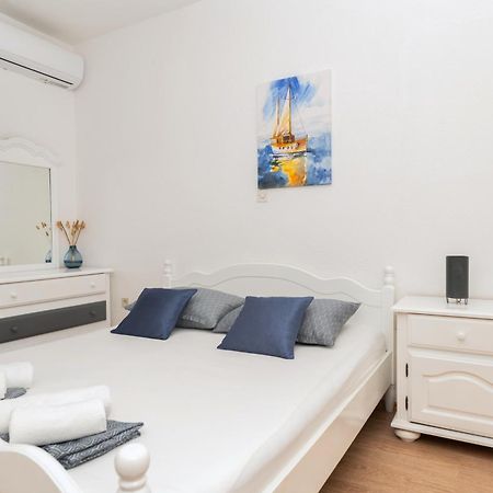 Apartments Marsela Tučepi Esterno foto