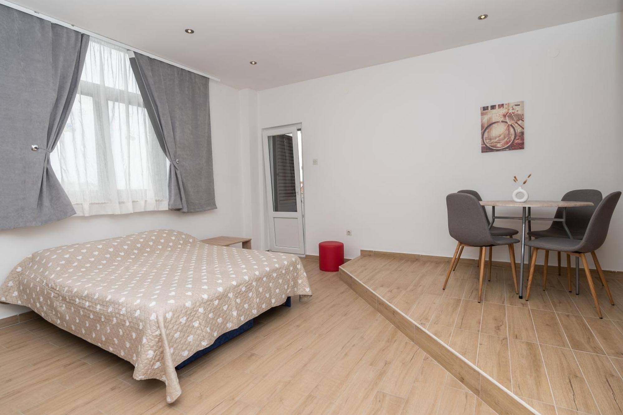 Apartments Marsela Tučepi Esterno foto